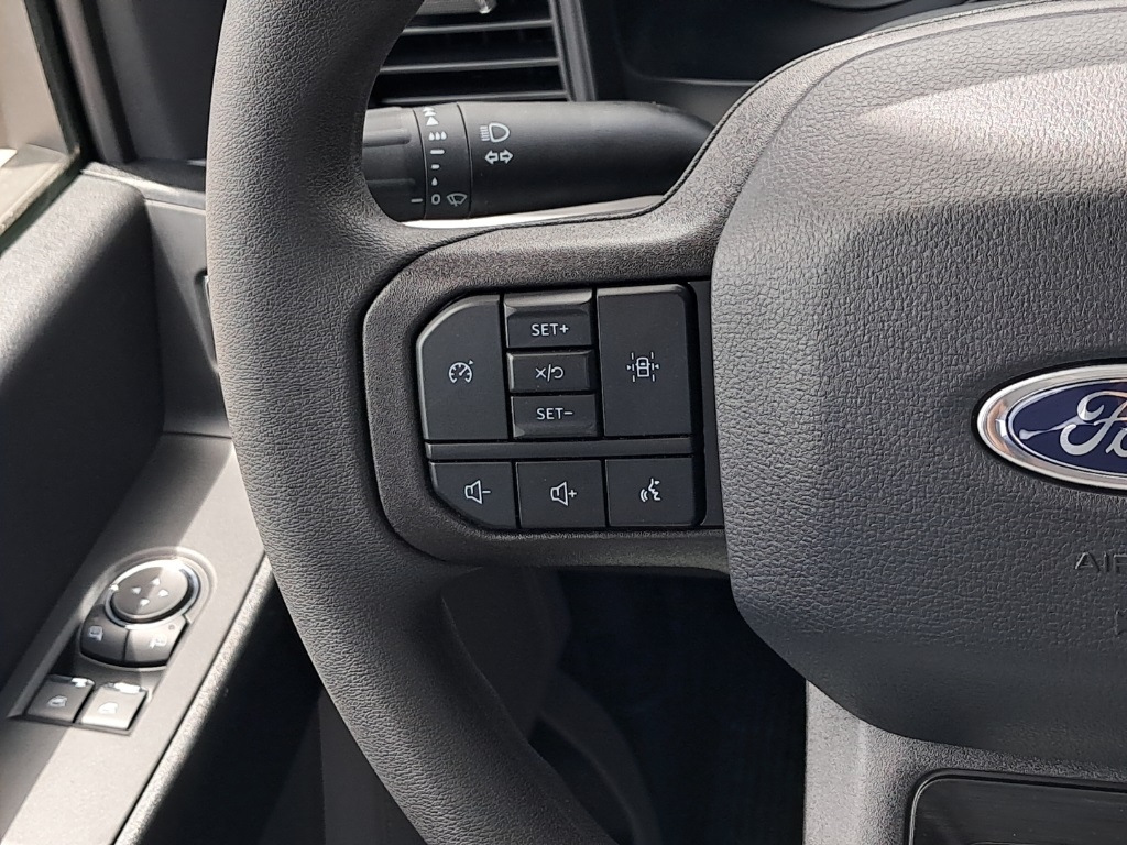 2024 Ford F-550 XL photo 18