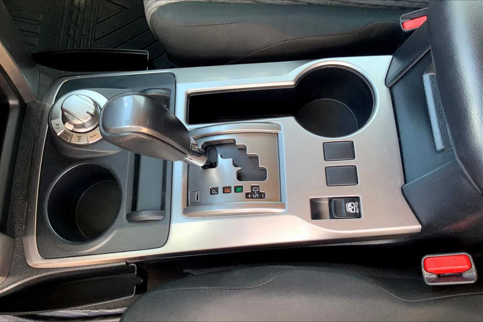 2021 Toyota 4Runner SR5 photo 11