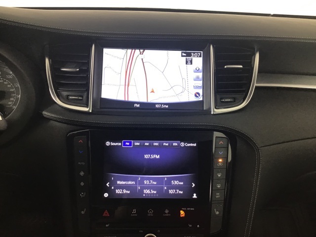 2019 Infiniti QX50 Luxe AWD photo 17