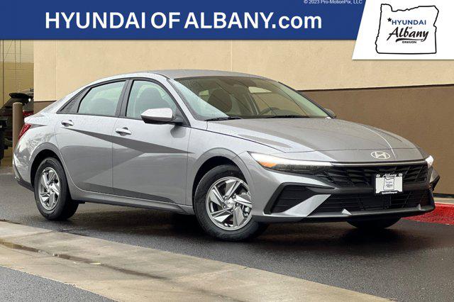 2026 Hyundai Elantra SE's photo