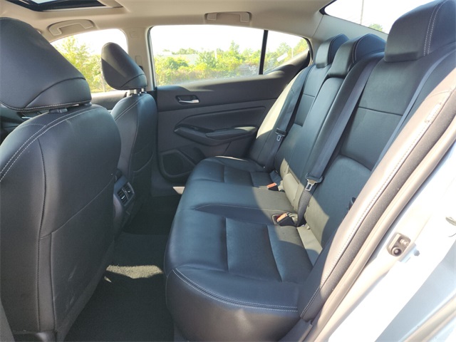 2023 Nissan Altima 2.5 SL photo 11
