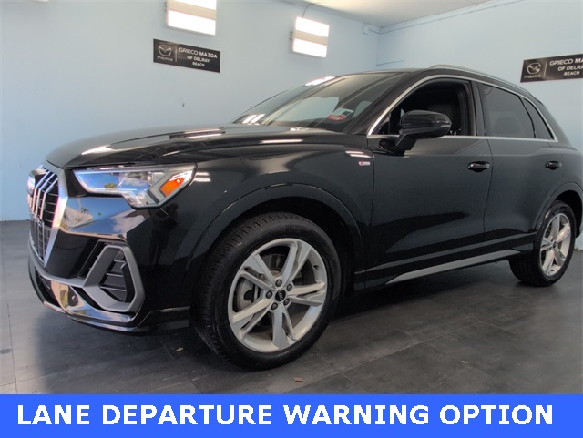 2023 Audi Q3 Premium S line photo 4