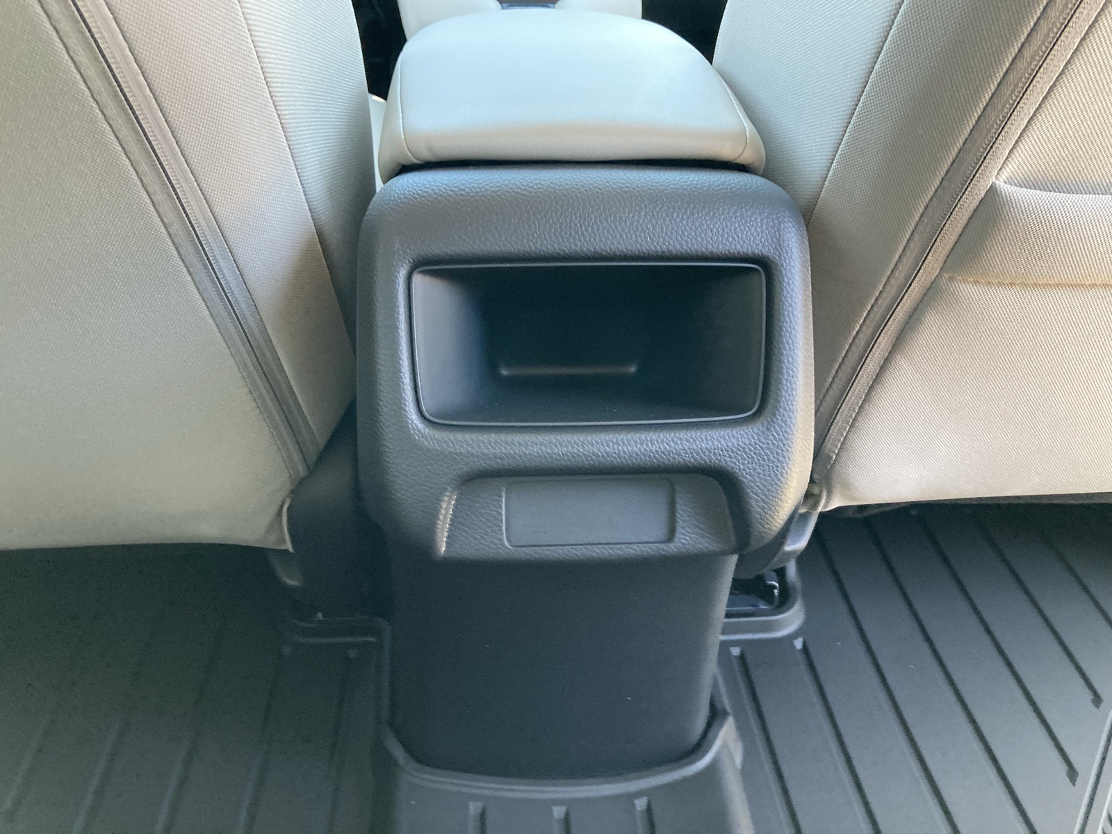 2026 Honda HR-V LX photo 30