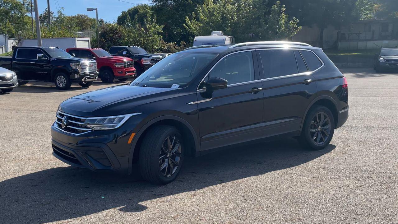 2023 Volkswagen Tiguan SE photo 4