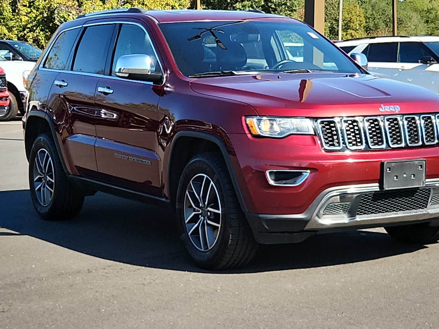 2021 Jeep Grand Cherokee Limited photo 2