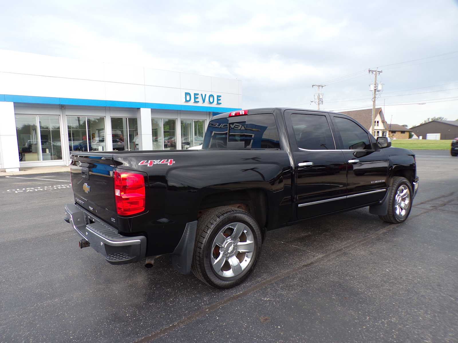 2015 Chevrolet Silverado 1500 LTZ photo 3