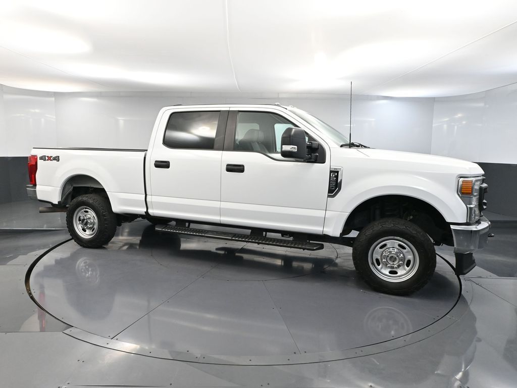 2022 Ford F-250 photo 2