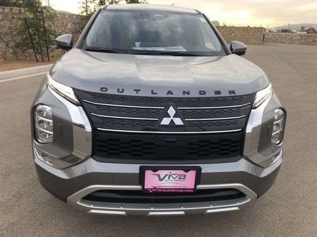 2024 Mitsubishi Outlander PHEV SE photo 2