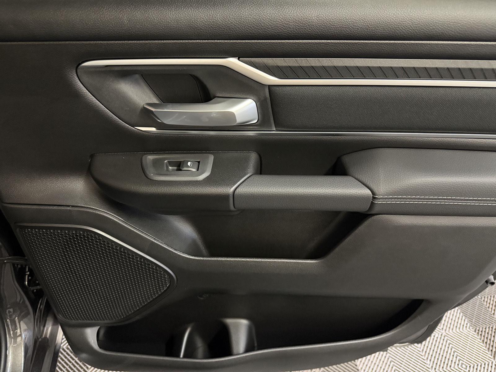 2025 Ram 1500 Big Horn Lone Star photo 14
