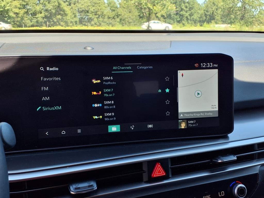 2025 Kia Sorento S photo 7