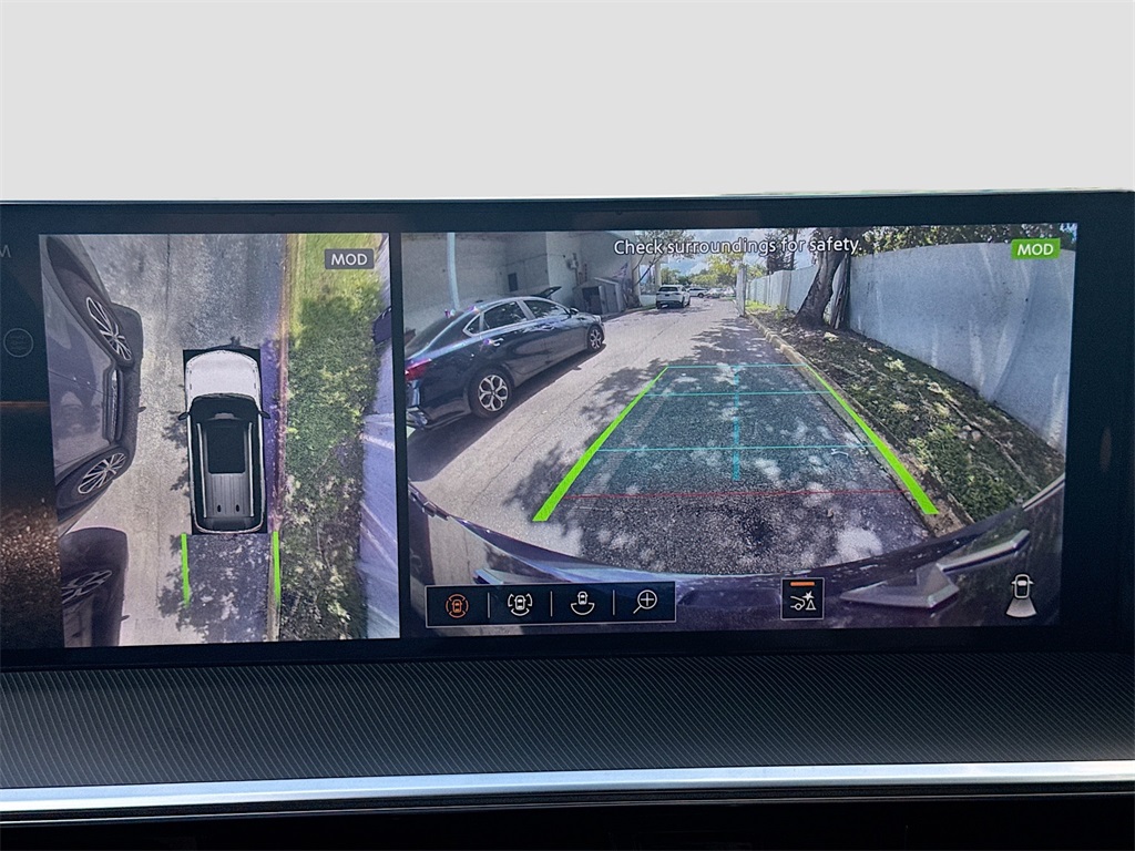 2026 Infiniti QX80 Pure photo 13