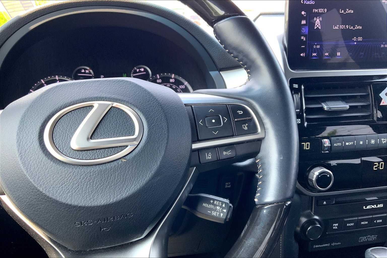 2023 Lexus GX 460 Premium photo 23
