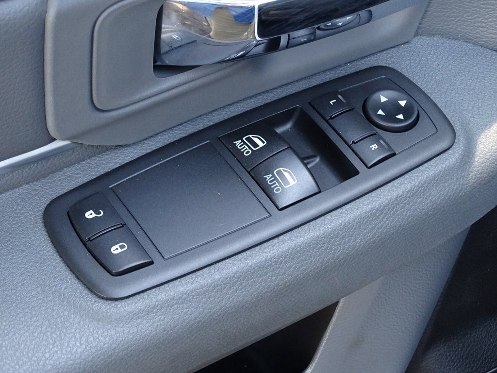 2019 Ram 1500 Classic Tradesman photo 11