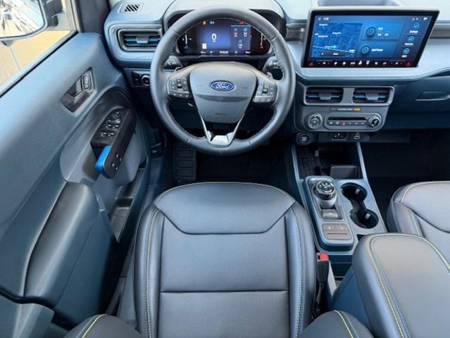 2025 Ford Maverick photo 24