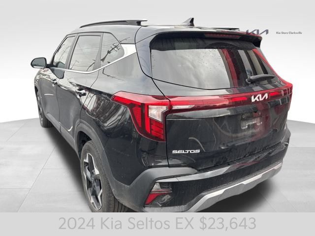 2024 Kia Seltos EX photo 2