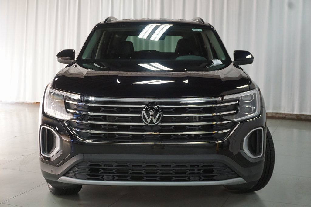 2025 Volkswagen Atlas SE Technology photo 5
