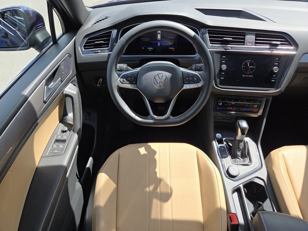 2022 Volkswagen Tiguan SE photo 4
