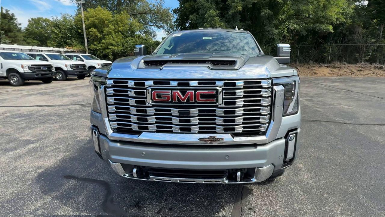 2026 Gmc Sierra 2500 HD Denali photo 3