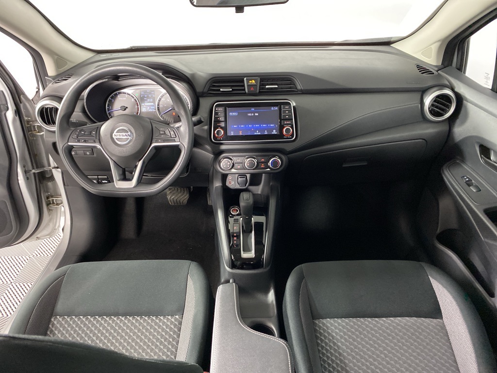 2020 Nissan Versa 1.6 S photo 2