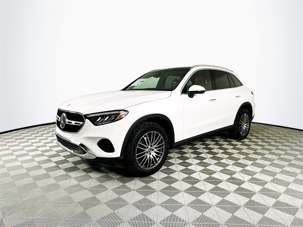 2026 Mercedes Benz GLC 300 4MATIC photo 2