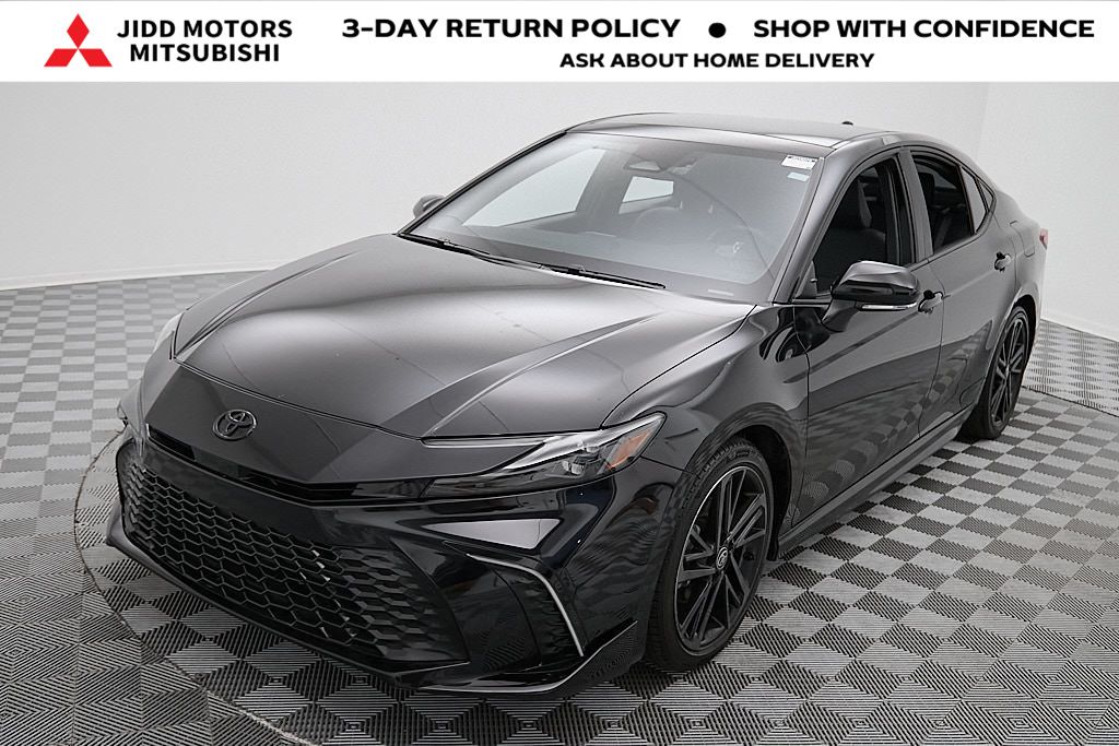 2025 Toyota Camry XSE's photo