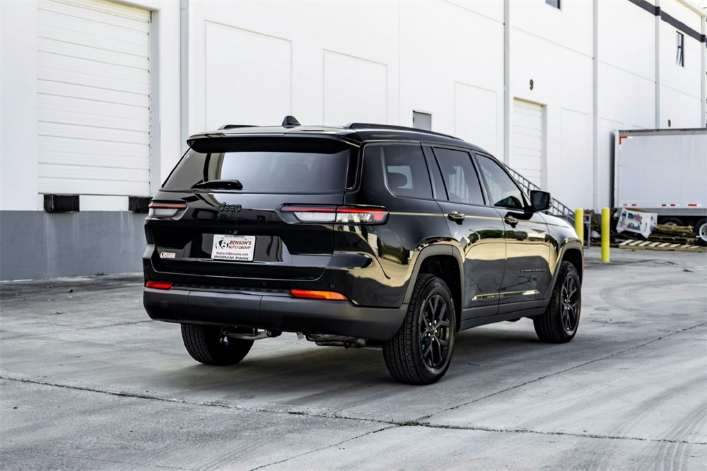 2025 Jeep Grand Cherokee Altitude X photo 4