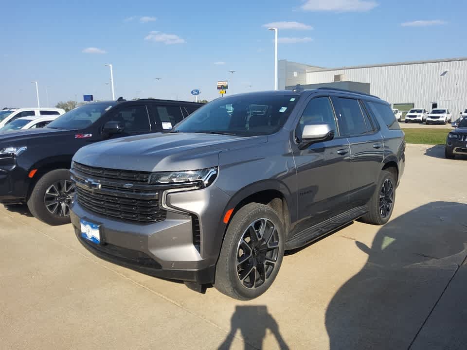 2021 Chevrolet Tahoe RST photo 3