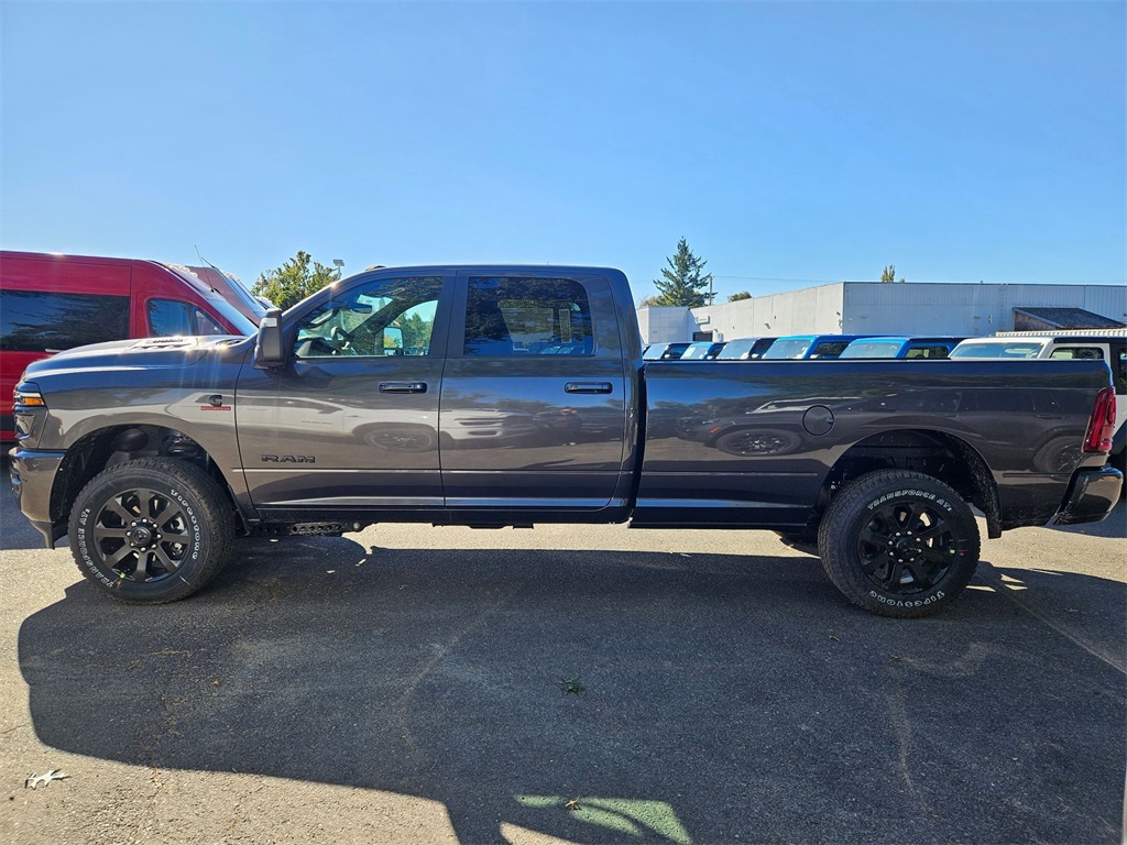 2026 Ram 3500 Laramie photo 4
