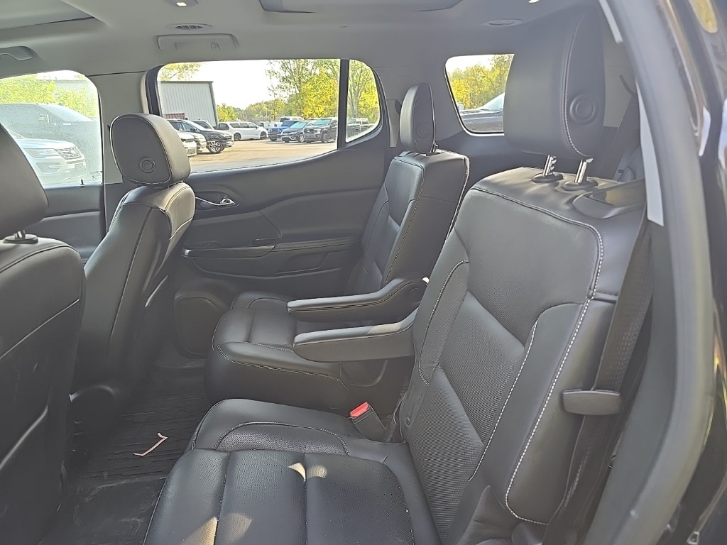 2017 Gmc Acadia SLT photo 7