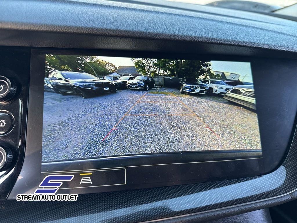 2022 Buick Envision Preferred photo 22