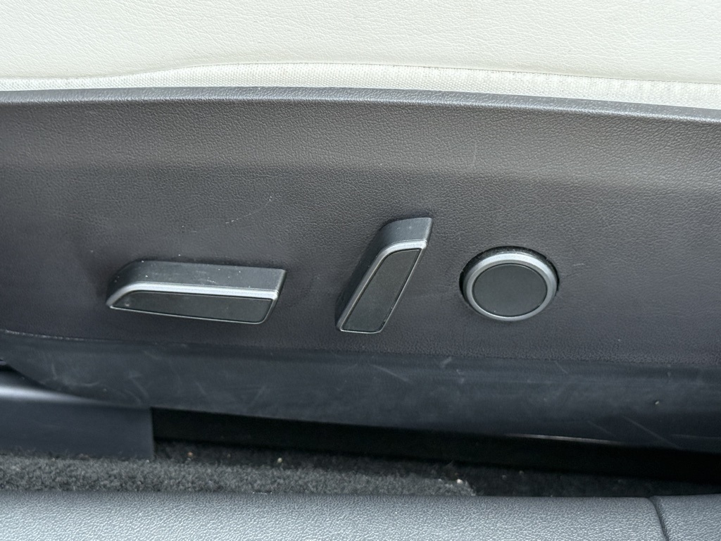 2022 Tesla Model 3 Long Range photo 19