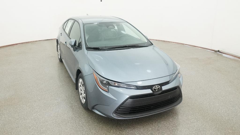 2025 Toyota Corolla LE photo 32