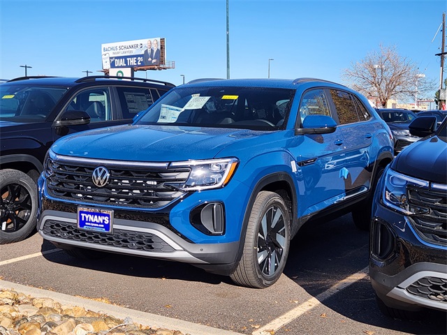 2026 Volkswagen Atlas Cross Sport SE Technology photo 3