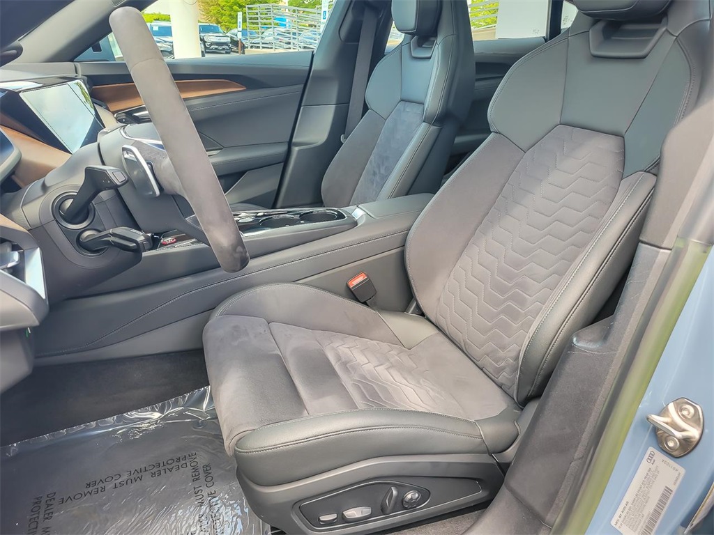 2023 AUDI E-TRON GT - Image 7