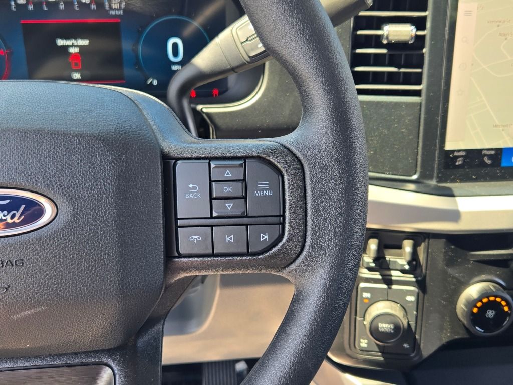 2025 Ford F-250 XLT photo 30