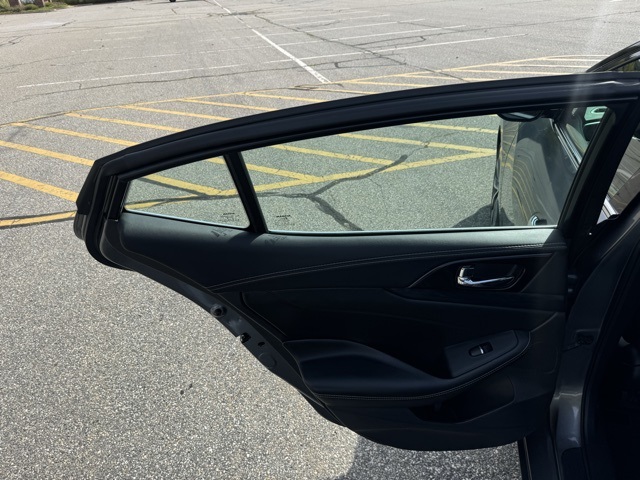 2019 Nissan Maxima Platinum photo 15