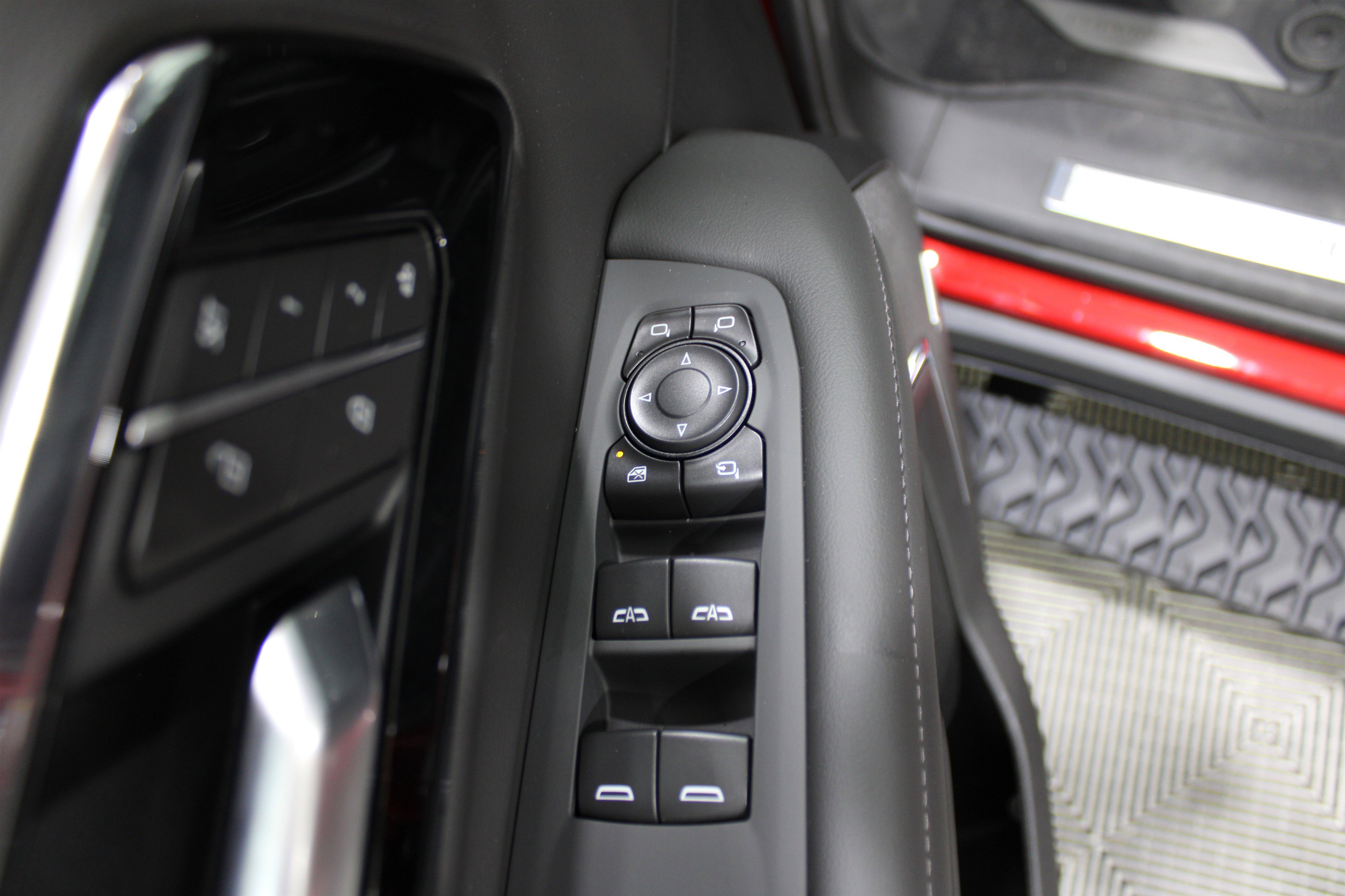 2026 Chevrolet Suburban Z71 photo 4