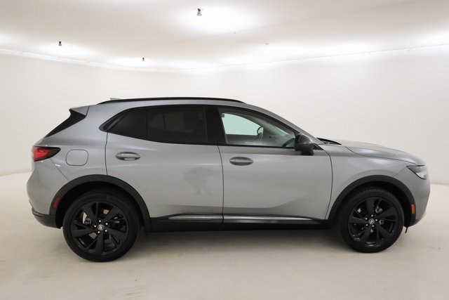 2023 Buick Envision Essence photo 2