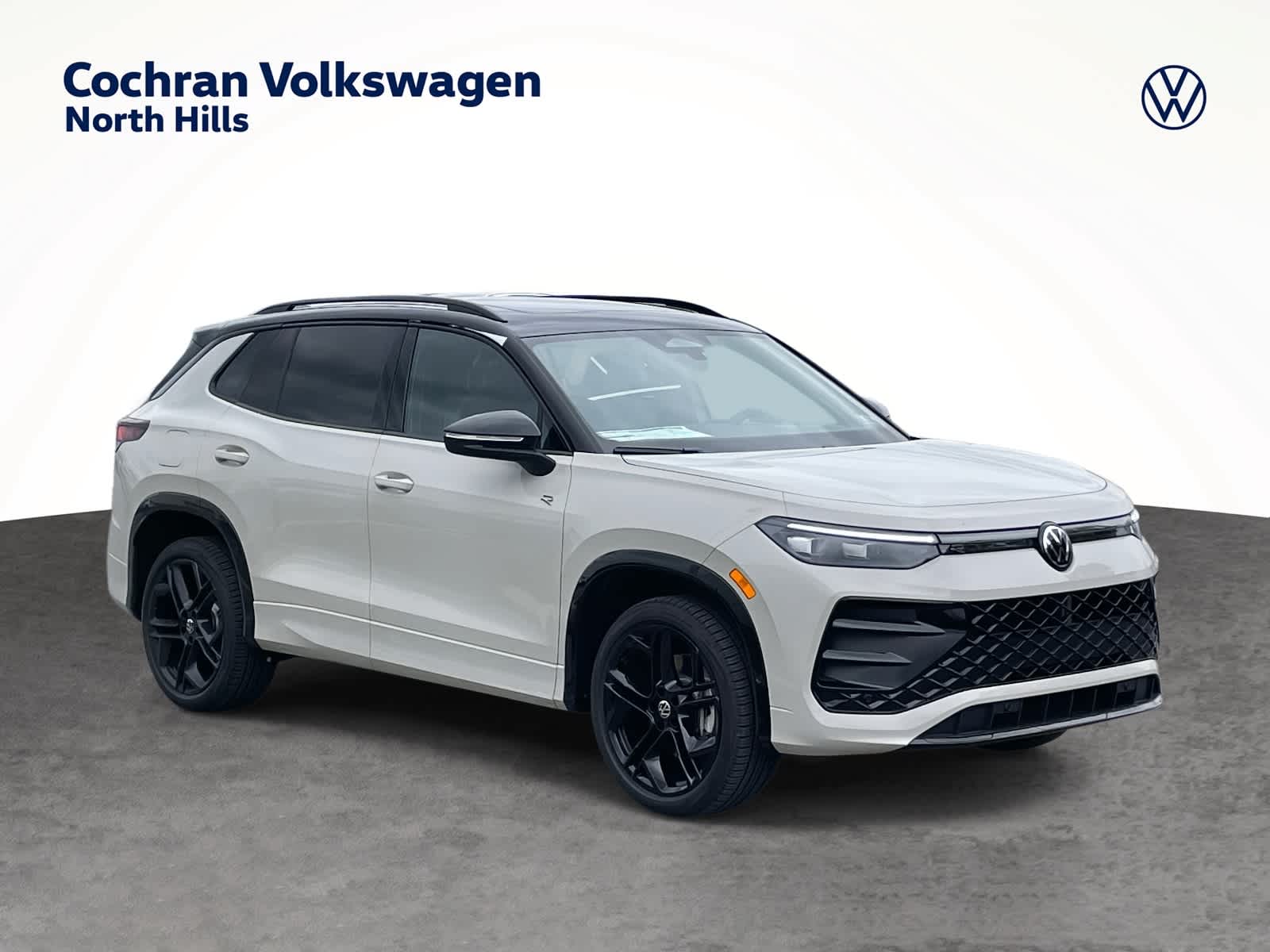 2026 Volkswagen Tiguan Comfortline R-Line Black