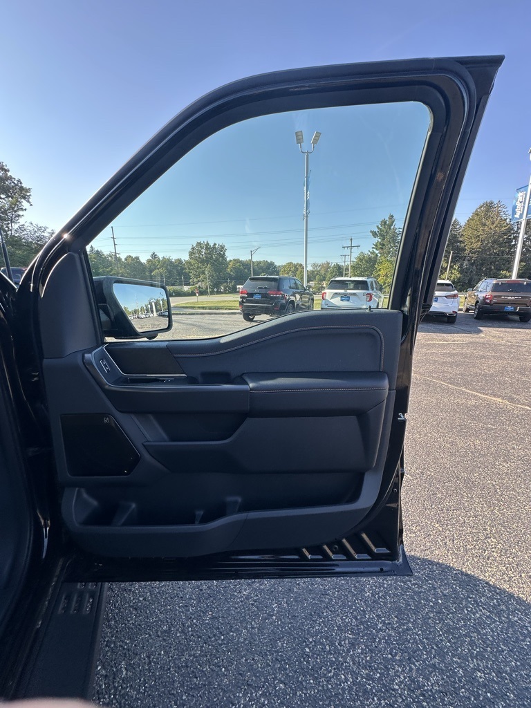 2025 Ford F-150 Tremor photo 13