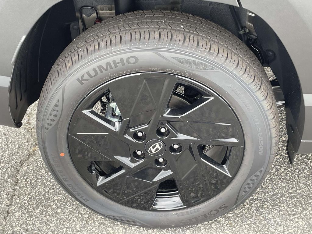 2026 Hyundai Kona SEL photo 4