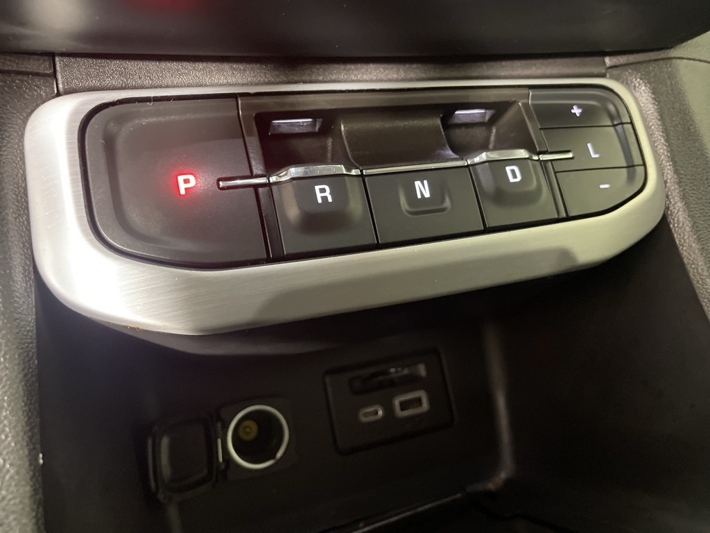 2023 Gmc Acadia SLT photo 30