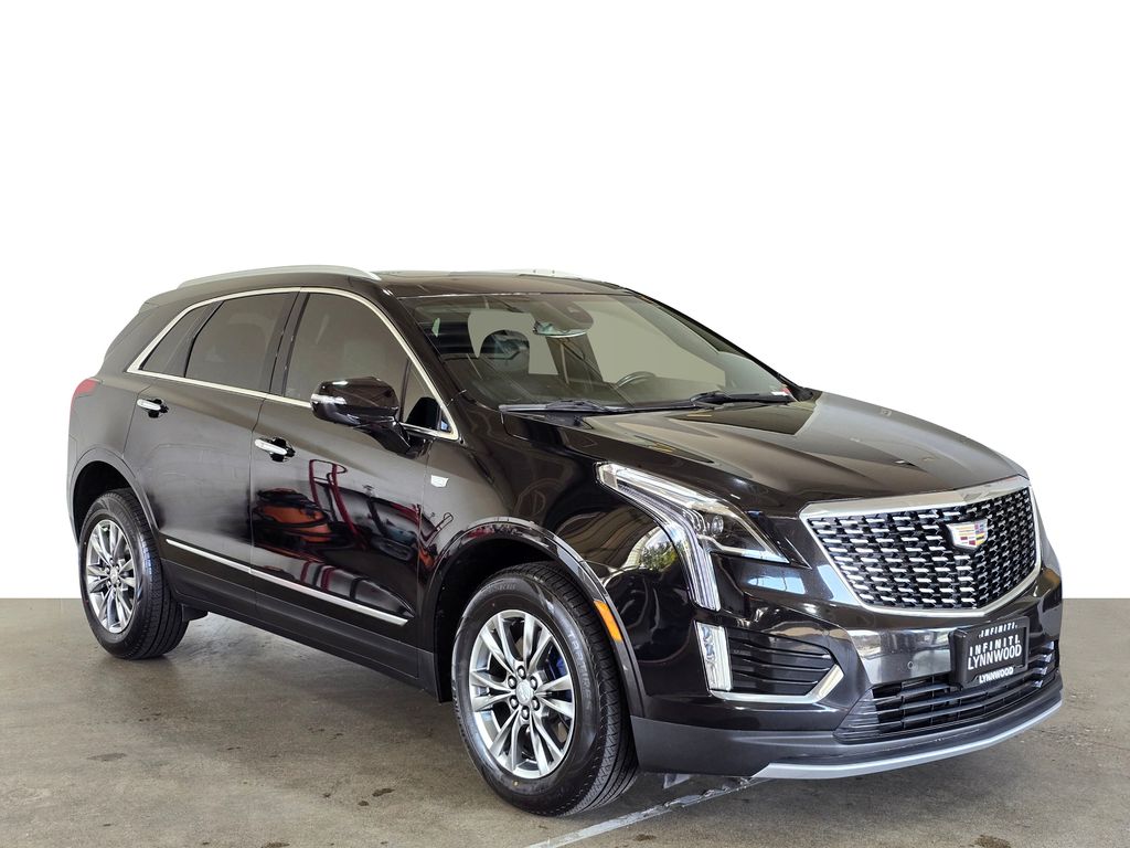 2021 Cadillac XT5 Premium Luxury photo 3