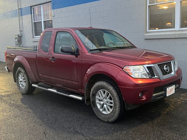 2015 Nissan Frontier SV photo 2