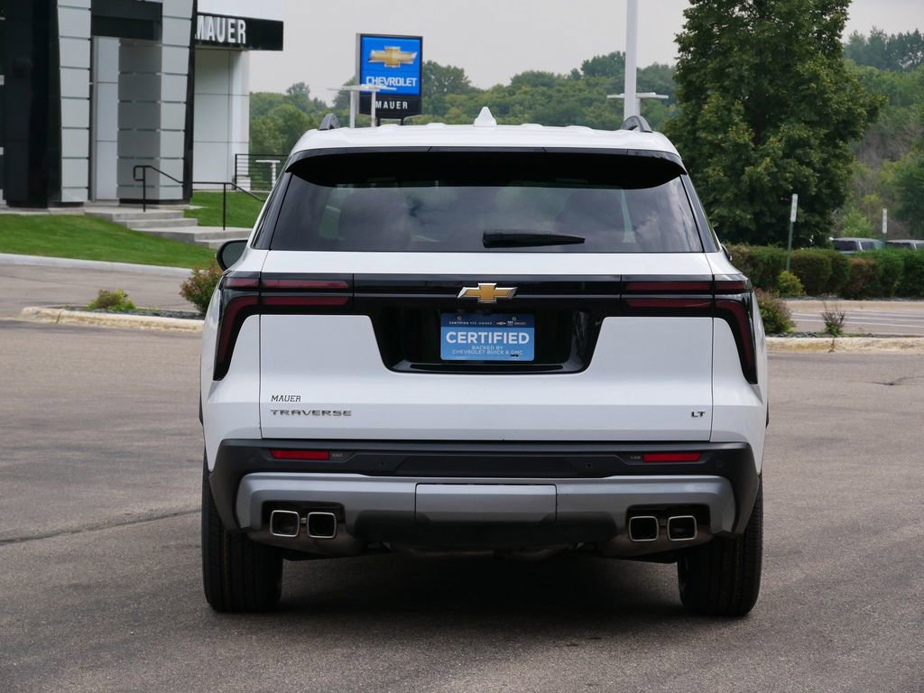 2024 Chevrolet Traverse photo 4