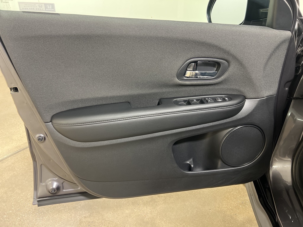 2022 Honda HR-V Sport photo 9