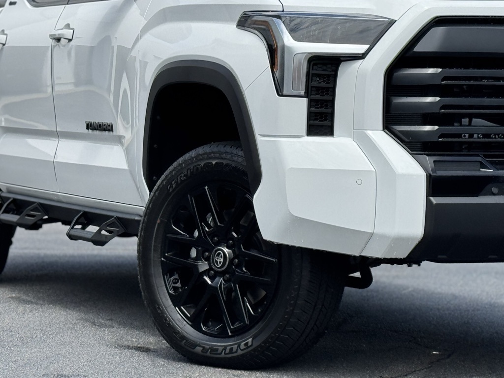 2025 Toyota Tundra Limited CrewMax photo 2