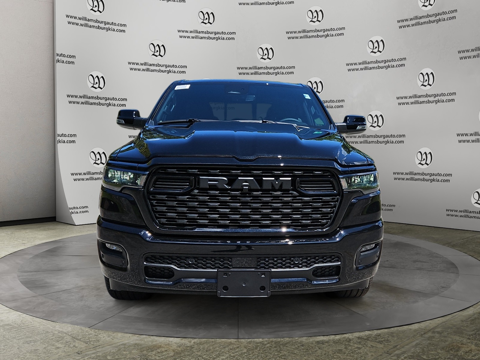 2025 Ram 1500 Big Horn Lone Star photo 3
