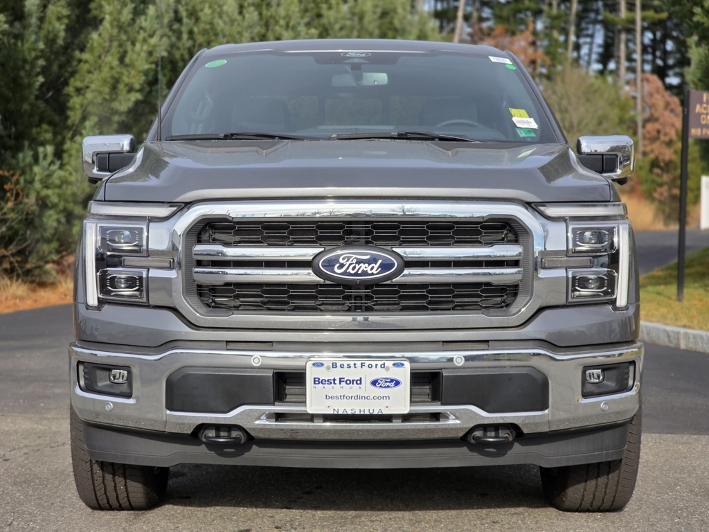 2025 Ford F-150 Lariat photo 3