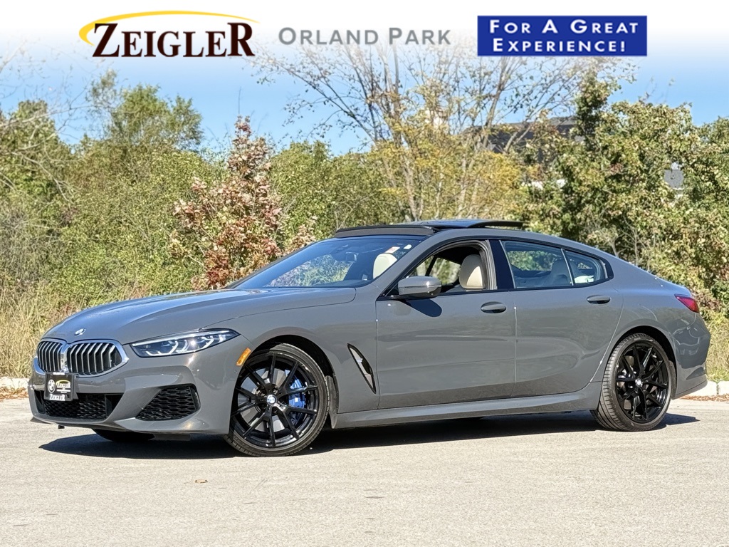 2022 BMW 8 Series 840i's photo